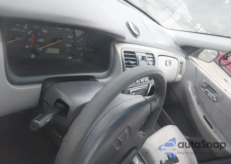 2001 Honda Accord 3.0 Lx из США, поврежденный, VIN 1HGCG16431A047657